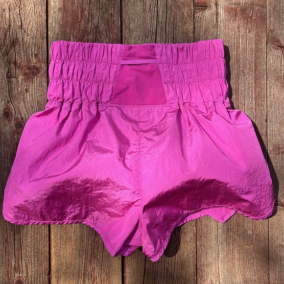 FP Movement Way Up Shorts in Fuschia size M - Picture 4 of 5
